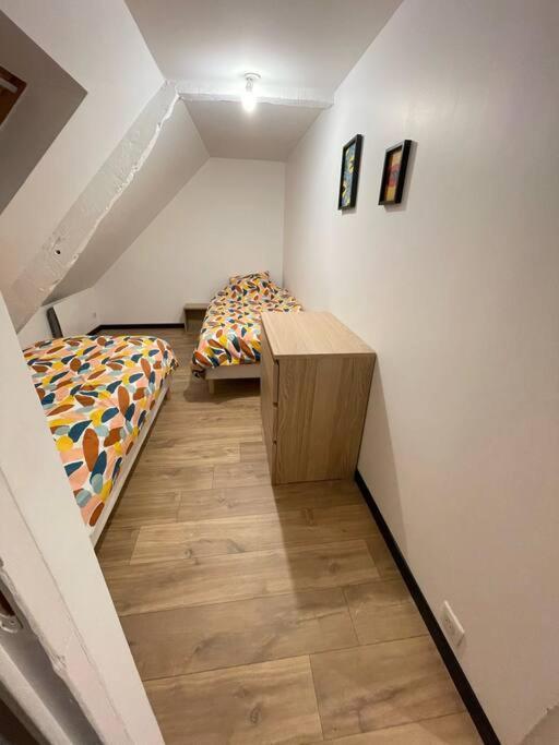 Charmante Maison A Evran Proche Dinan Et St Malo. Ngoại thất bức ảnh